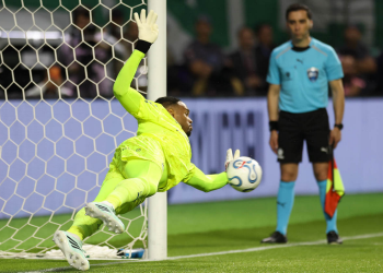 Palmeiras supera Fluminense nos pênaltis e conquista vaga na final da Libertadores