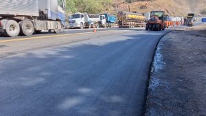 Nova 381 realiza obras de pavimentação, drenagem e segurança viária na BR-381 entre Valadares e Caeté