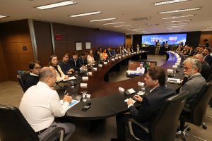 Governo de Minas estabelece diretrizes para transição de gestão