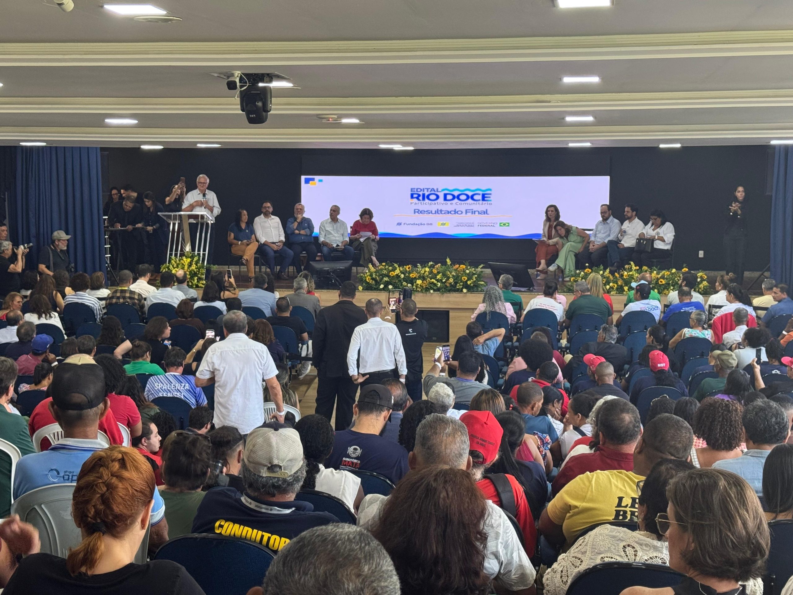 Governo Federal formaliza contratos em Valadares e destina R$ 433 milhões a projetos na Bacia do Rio Doce