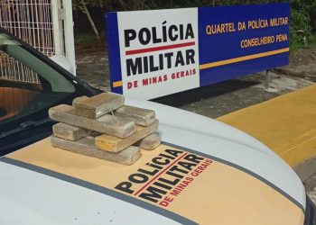 Polícia Militar Rodoviária apreende sete barras de maconha na BR-259 em Conselheiro Pena