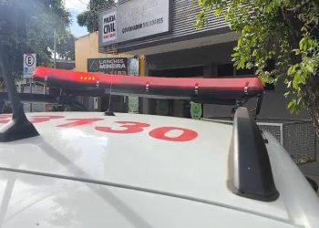 Homem é preso após ser denunciado por agressões e ameaças de morte contra a esposa no bairro Santa Rita