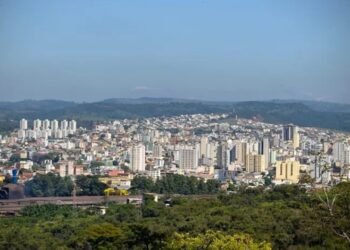Divinópolis virou um fenômeno na política